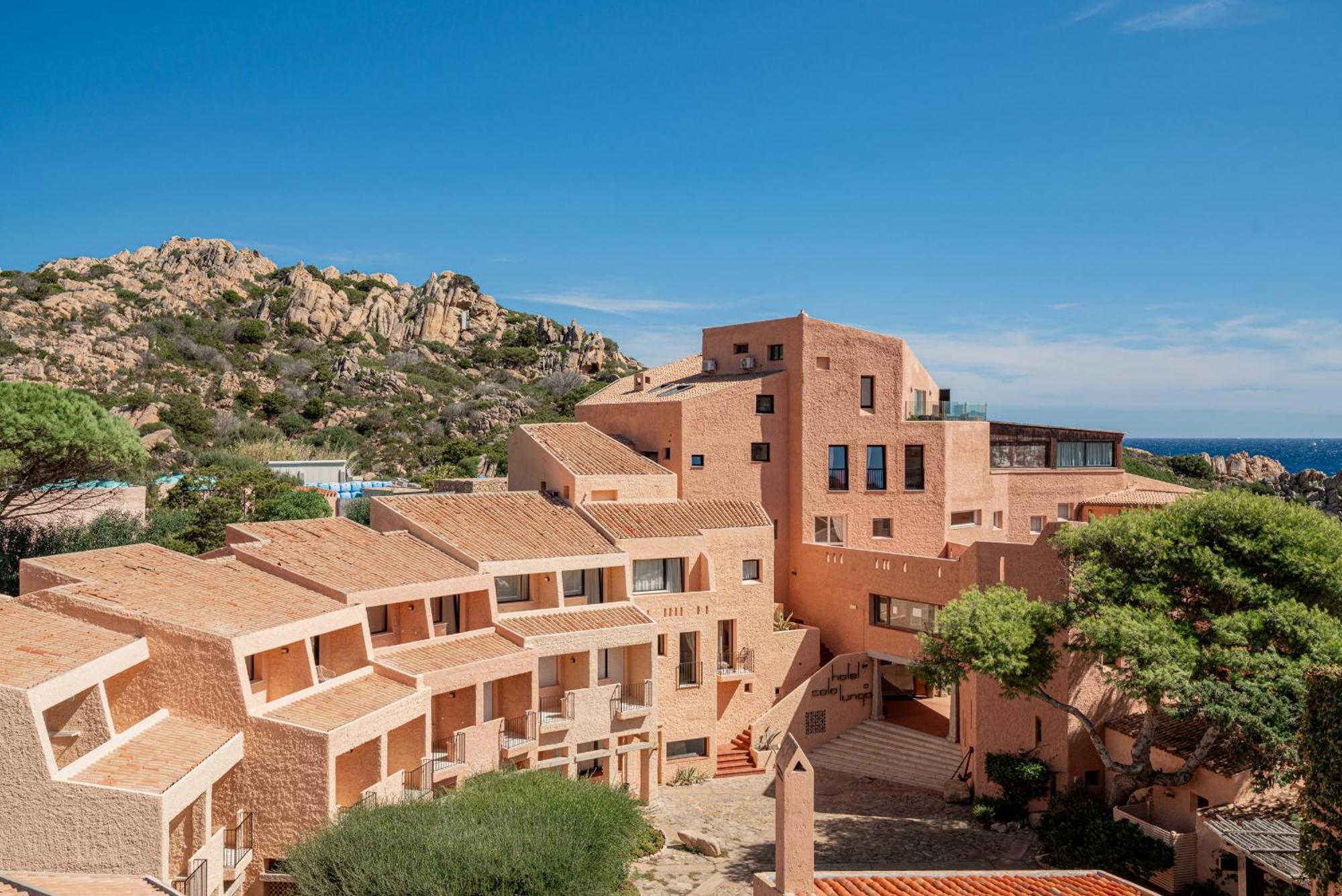 Hotel Cala Lunga La Maddalena  Exterior photo